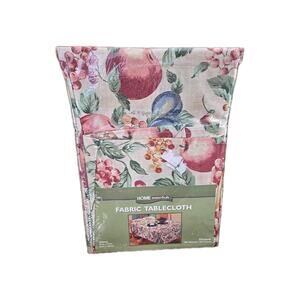 NEW Vintage Home Essentials‎ Elizabeth Floral Oblong Fabric Tablecloth 52"x70"